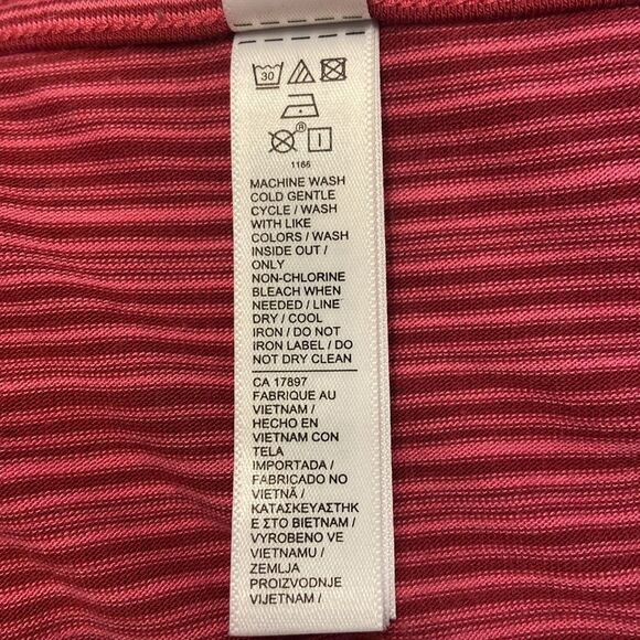 Athleta Pink & Red Striped Cloudlight Stratus Striped Top Size 1X - Picture 8 of 8